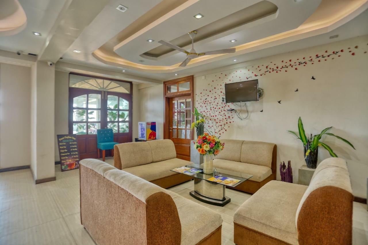 Lazaani Hotel Colombo Extérieur photo