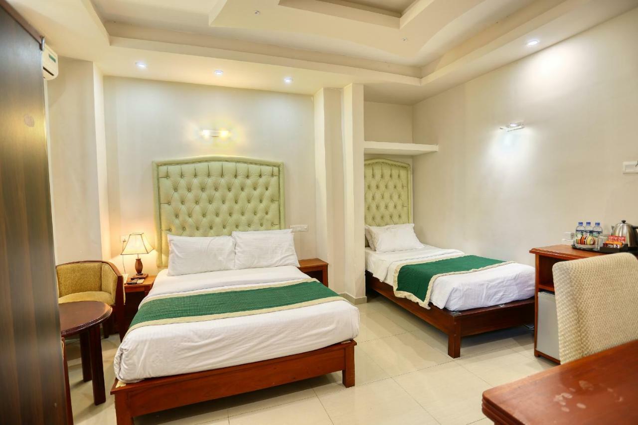 Lazaani Hotel Colombo Extérieur photo